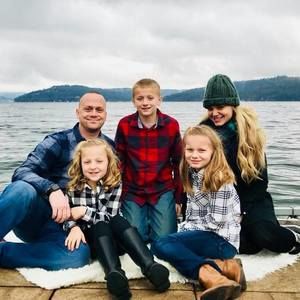 Meet your Posher, Aleshia